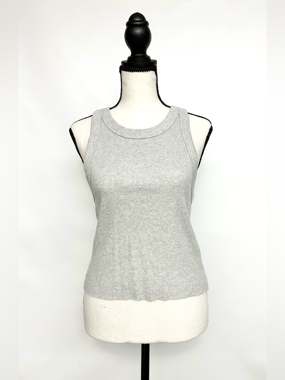 Aerie Gray Ribbed Tank crop - Picture 4 of 7